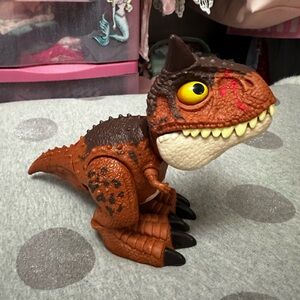 Jurassic World Camp Cretaceous Wild Chompin’ Carnotaurus "Toro"